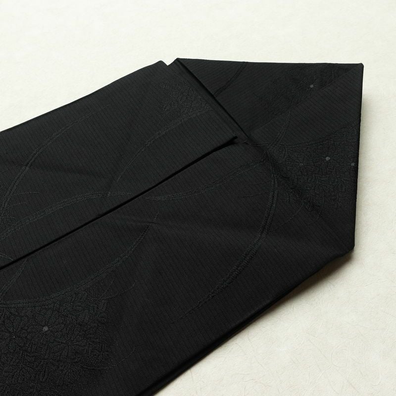 喪服 美品 夏喪服 夏用 絽 落款入り しつけ糸付き 五つ紋付き 正絹 無地 単衣仕立て 身丈165cm 裄丈67cm リサイクル着物 着物 未使用品 黒_画像15