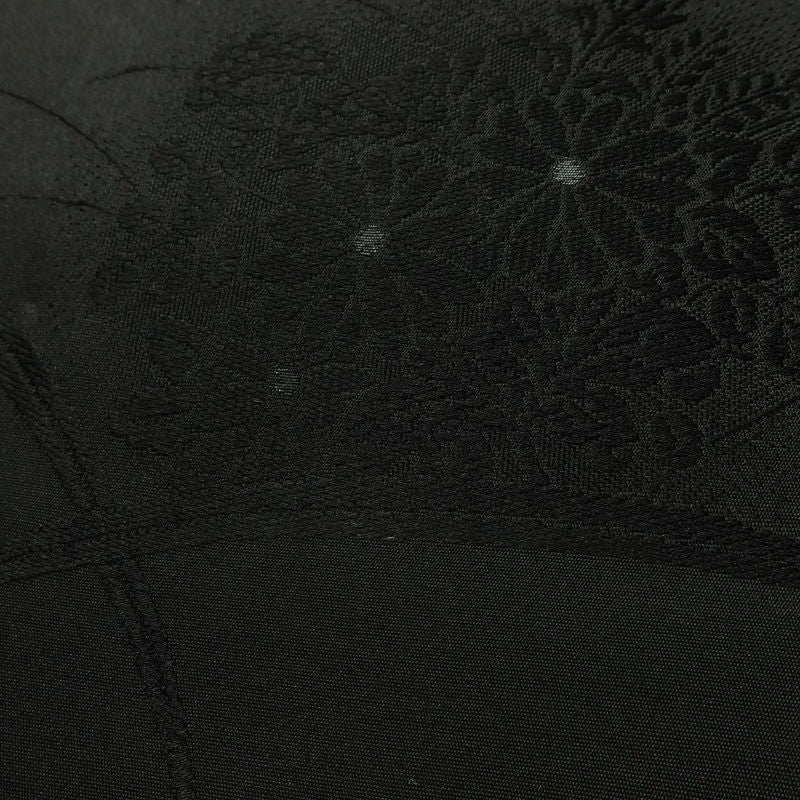 喪服 美品 袷喪服 落款入り しつけ糸付き 縮緬 五つ紋付き 正絹 無地 袷仕立て 身丈164.5cm 裄丈68cm リサイクル着物 着物 未使用品 黒_画像14