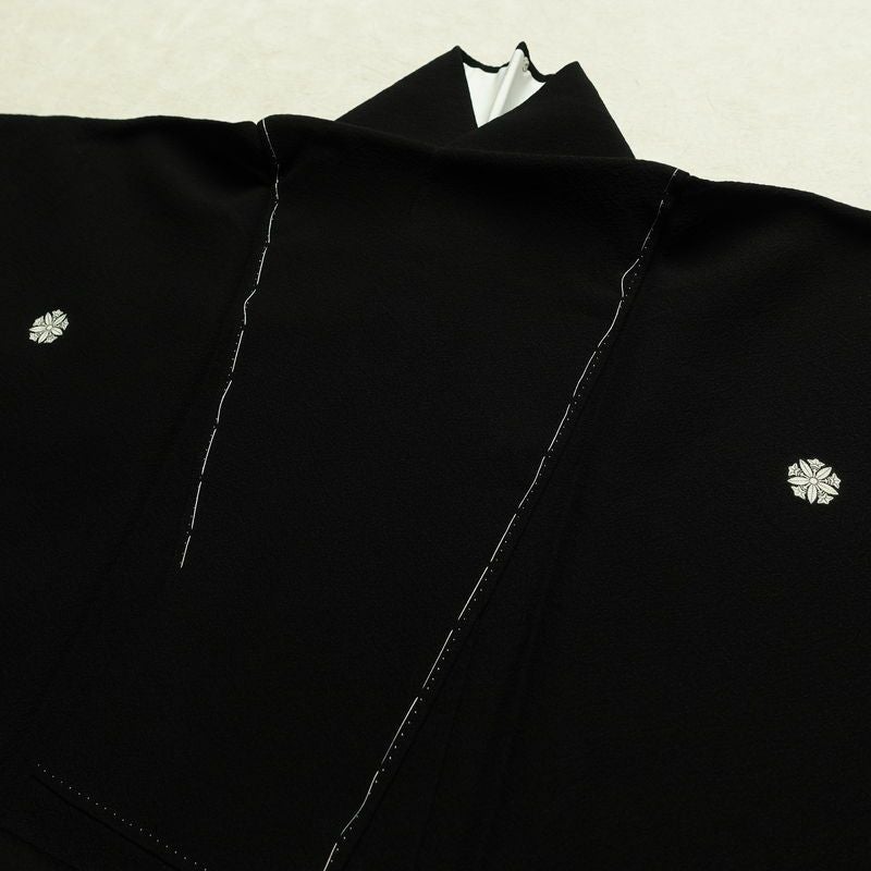 喪服 美品 袷喪服 落款入り しつけ糸付き 縮緬 五つ紋付き トールサイズ 正絹 無地 袷仕立て 身丈172cm 裄丈71cm リサイクル着物 着物 未使用品 黒_画像7
