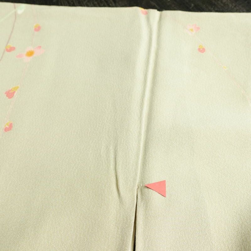 訪問着 良品 落款入り 縮緬 一つ紋付き 正絹 花柄 袷仕立て 身丈157.5cm 裄丈66.5cm リサイクル着物 着物 共八掛 入学式 卒業式 七五三 お宮参り フォーマル 緑・うぐいす色_画像14