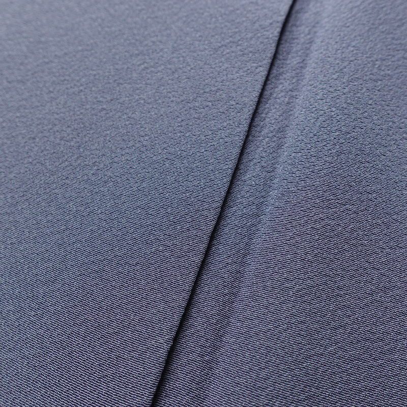 色無地 縮緬 一つ紋付き 正絹 無地 袷仕立て 身丈159cm 裄丈64.5cm リサイクル着物 着物 共八掛 お茶会 竜胆色 紫・藤色_画像9