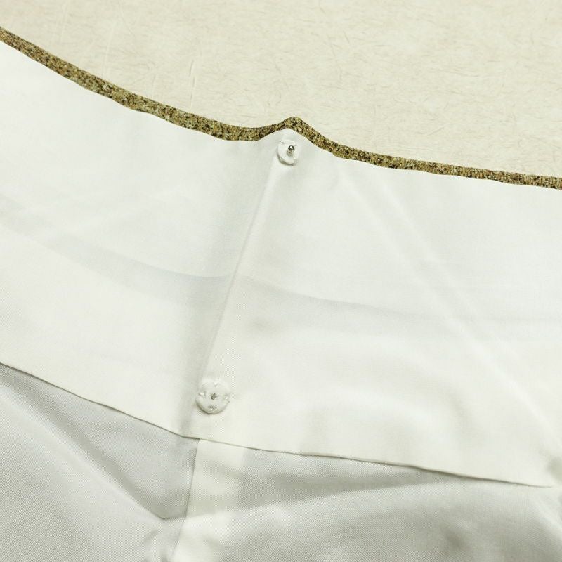 小紋 本蒔蝋染工芸作家 木村勝美 良品 丹後ちりめん 落款入り 縮緬 一つ紋付き 正絹 その他の柄 袷仕立て 身丈161.5cm 裄丈64.5cm リサイクル着物 着物 フォーマル シンプル 黄・黄土色_画像19