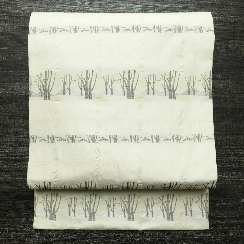 名古屋帯 六通柄 正絹 木の葉・植物柄 名古屋仕立て なごや帯 リサイクル帯 帯 白_画像1