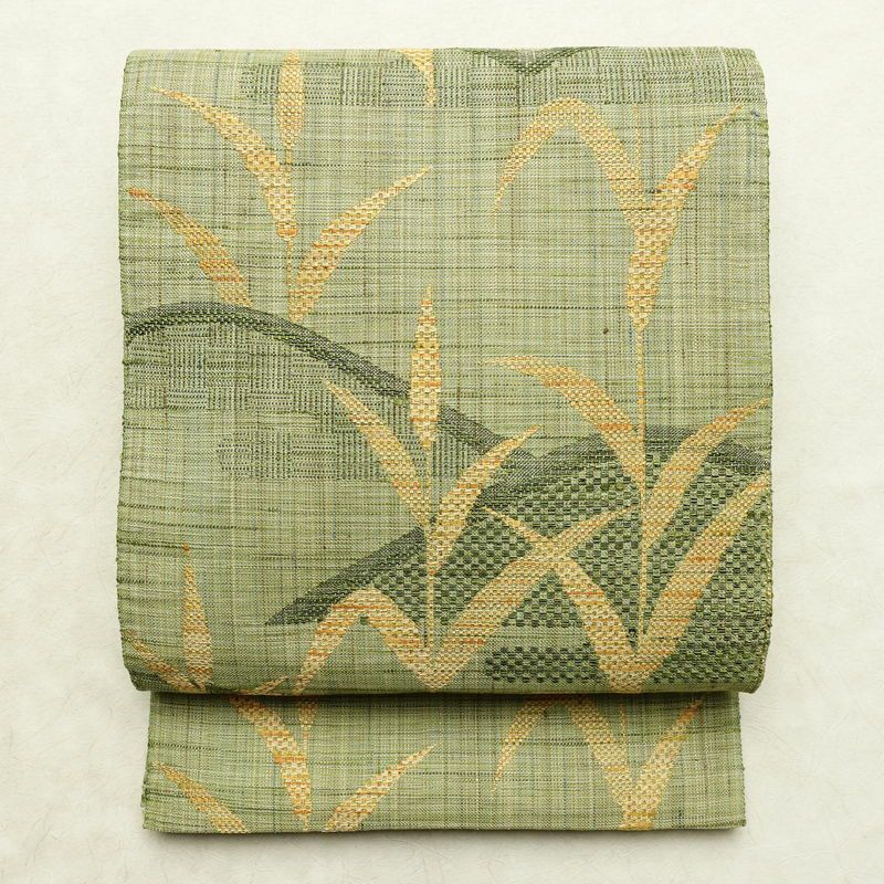 名古屋帯 六通柄 美品 正絹 木の葉・植物柄 通し仕立て なごや帯 リサイクル帯 帯 紬地 緑・うぐいす色_画像1