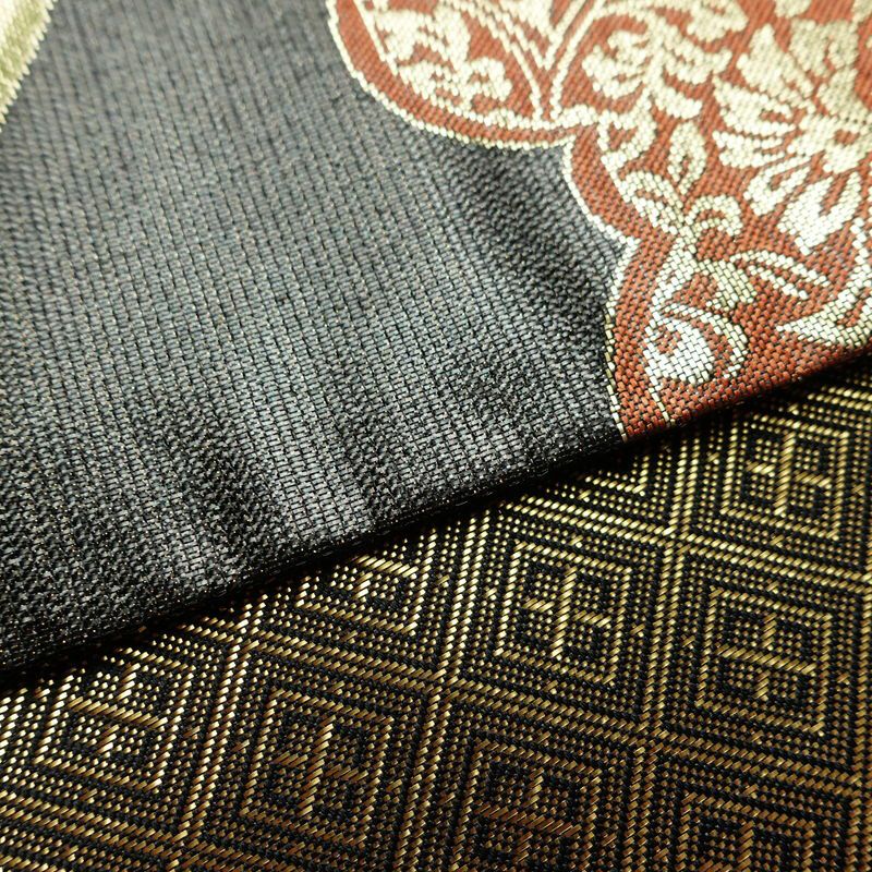 袋帯 元禄唐草文様 六通柄 美品 フォーマル用 未仕立て 正絹 古典柄 リサイクル帯 帯 箔 黒_画像13