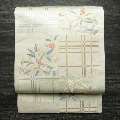 袋帯 六通柄 美品 フォーマル用 正絹 木の葉・植物柄 リサイクル帯 帯 入学式 卒業式 結婚式 七五三 パーティー お宮参り 上品 クリーム