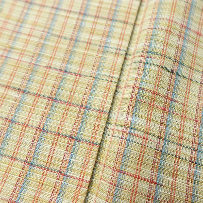 単衣 紬 良品 バチ衿仕立て 正絹 チェック・格子柄 単衣仕立て 身丈154.5cm 裄丈65cm リサイクル着物 着物 カジュアル ベージュ_画像10