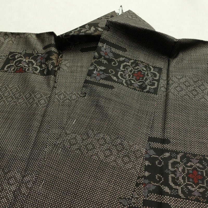 大島紬 古代染色 純泥染 美品 証紙あり しつけ糸付き 正絹 花柄 袷仕立て 身丈158cm 裄丈62.5cm リサイクル着物 着物 茶_画像16