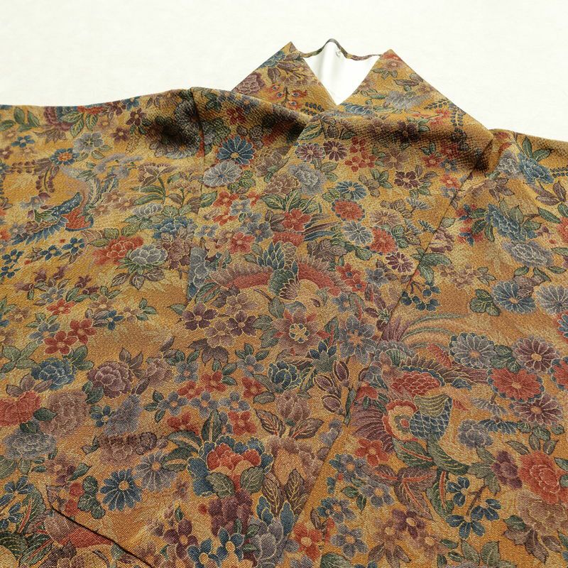 単衣 小紋 良品 縮緬 総柄 正絹 花柄 単衣仕立て 身丈159cm 裄丈66cm リサイクル着物 着物 菊 黄・黄土色_画像17