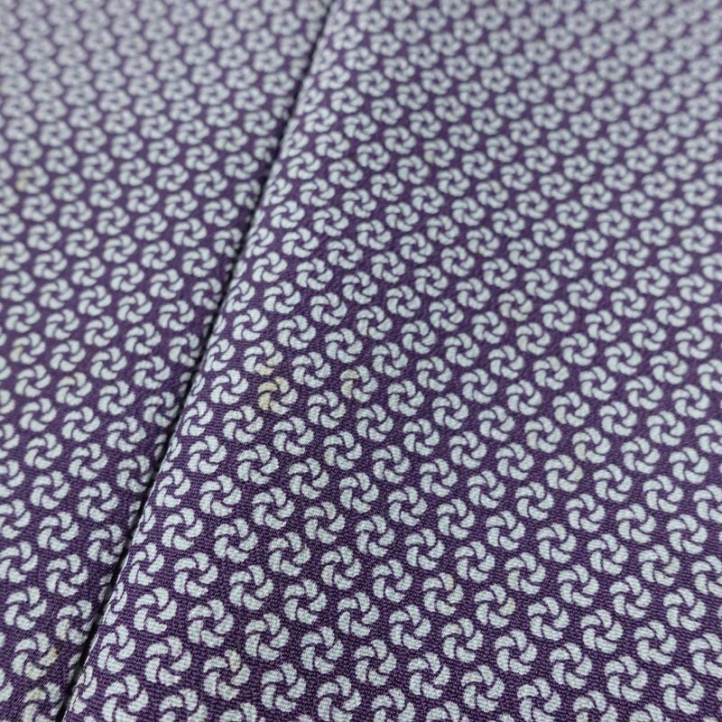 小紋 縮緬 総柄 正絹 古典柄 袷仕立て 身丈160cm 裄丈65.5cm リサイクル着物 着物 紫・藤色_画像8