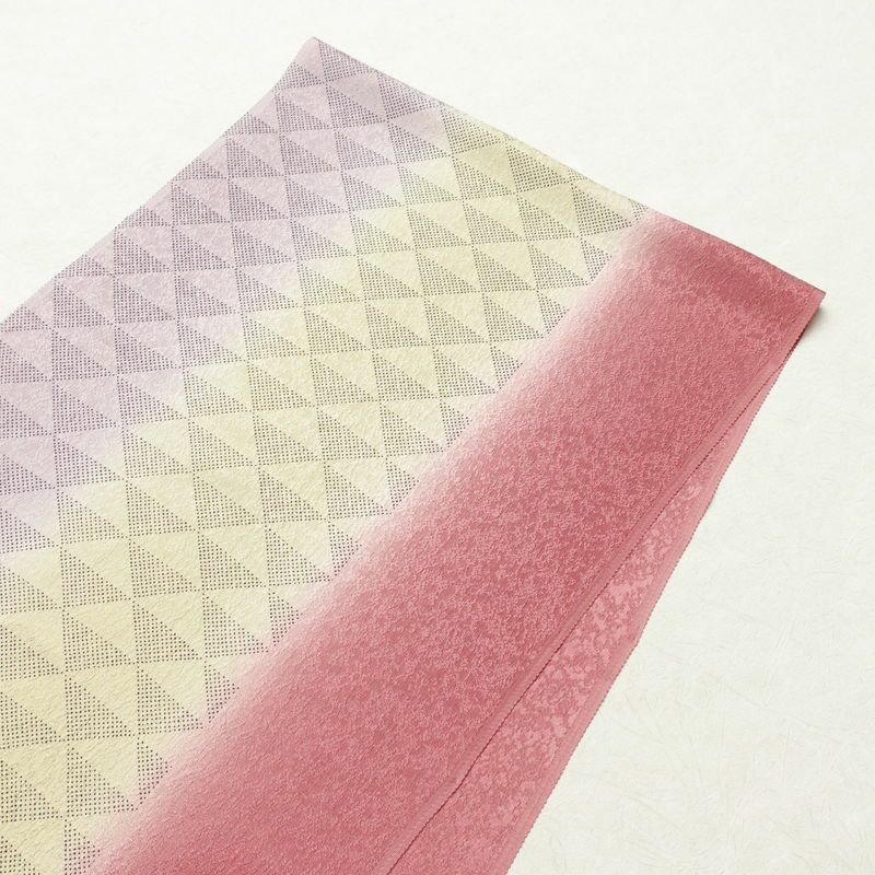 帯揚げ帯締めセット 美品 セット品 平組 正絹 古典柄 ちりめん 鱗 フォーマル 和装小物 多色使い_画像2