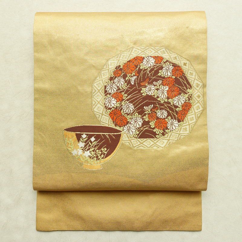 名古屋帯 太鼓柄 正絹 古典柄 名古屋仕立て なごや帯 リサイクル帯 帯 引箔 金糸 菊 ベージュ_画像1