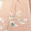 付け下げ 本加賀友禅 畠山登 美品 落款入り しつけ糸付き 正絹 木の葉・植物柄 袷仕立て 身丈168.5cm 裄丈68.5cm リサイクル着物 着物 付下 紬地 ピンクベージュ ピンク_画像5