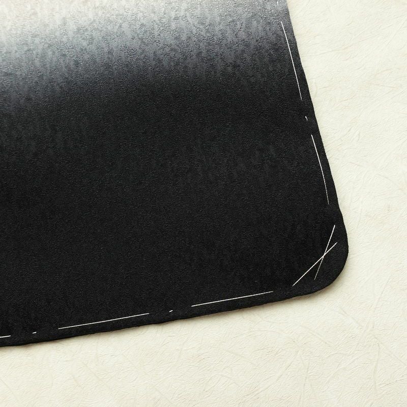 付け下げ 美品 しつけ糸付き 正絹 木の葉・植物柄 袷仕立て 身丈164cm 裄丈64.5cm リサイクル着物 着物 パーティー フォーマル モダン イチョウ 紅葉 黒_画像16