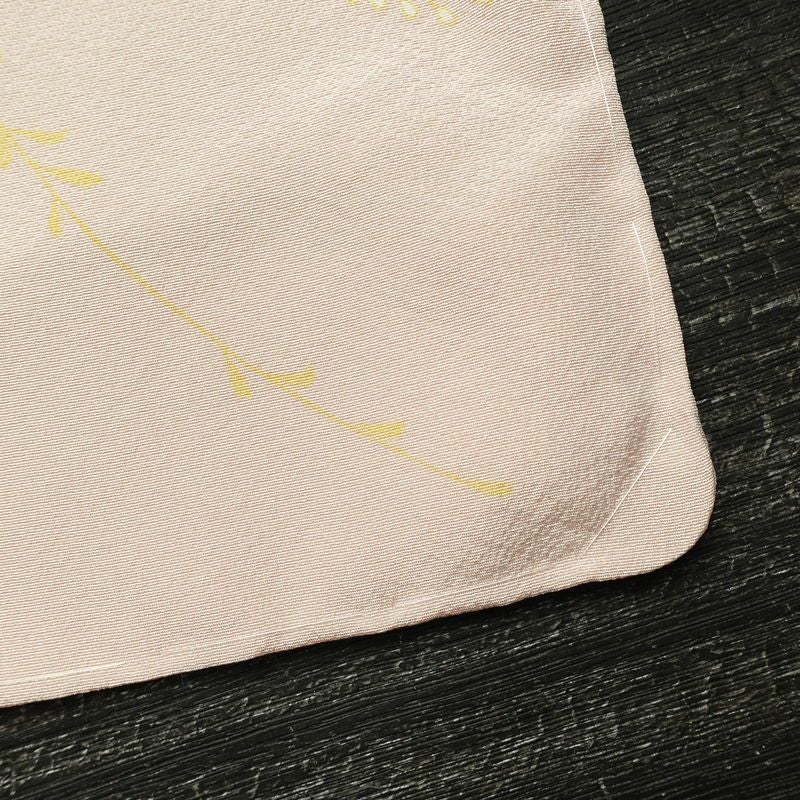 訪問着 美品 しつけ糸付き 縮緬 正絹 花柄 袷仕立て 身丈166.5cm 裄丈68cm リサイクル着物 着物 入学式 卒業式 七五三 お宮参り フォーマル 上品 ピンク_画像16