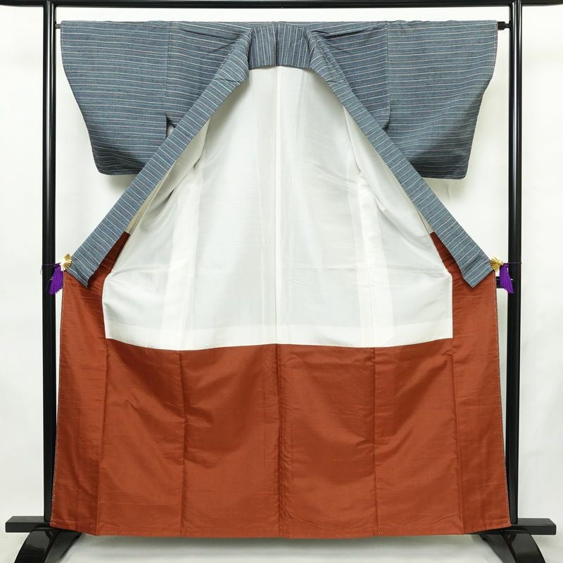 紬 しつけ糸付き 正絹 縞柄・線柄 袷仕立て 身丈162.5cm 裄丈64cm リサイクル着物 着物 青・紺_画像3