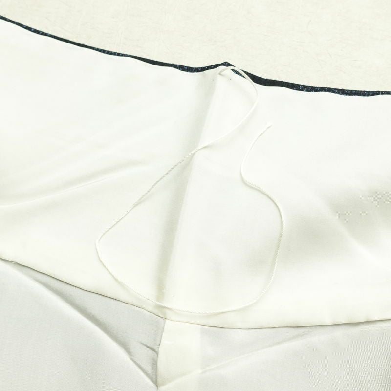 紬 良品 しつけ糸付き 正絹 幾何学柄・抽象柄 袷仕立て 身丈168cm 裄丈67cm リサイクル着物 着物 モダン 青・紺_画像17