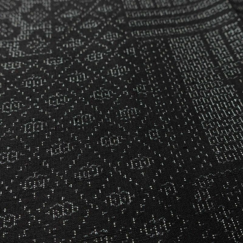 紬 美品 しつけ糸付き 正絹 古典柄 袷仕立て 身丈156.5cm 裄丈63cm リサイクル着物 着物 洒落 黒_画像8