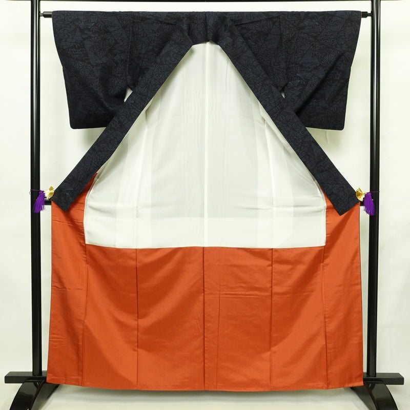 紬 良品 正絹 古典柄 袷仕立て 身丈162.5cm 裄丈63.5cm リサイクル着物 着物 青・紺_画像3