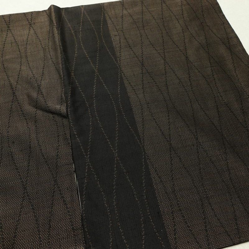 紬 良品 正絹 幾何学柄・抽象柄 袷仕立て 身丈167.5cm 裄丈67cm リサイクル着物 着物 モダン 茶_画像12