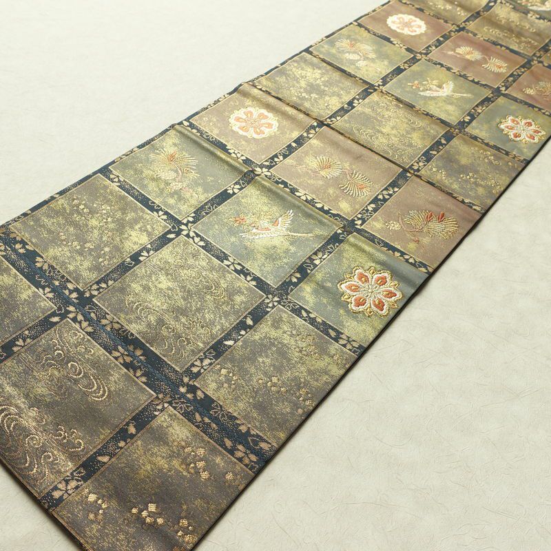 名古屋帯 六通柄 良品 正絹 古典柄 名古屋仕立て なごや帯 リサイクル帯 帯 箔 青・紺_画像9