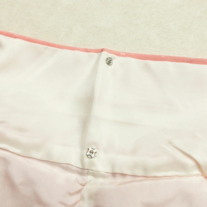 色無地 しつけ糸付き 一つ紋付き 正絹 木の葉・植物柄 袷仕立て 身丈156.5cm 裄丈64cm リサイクル着物 着物 お茶会 フォーマル ピンク_画像17