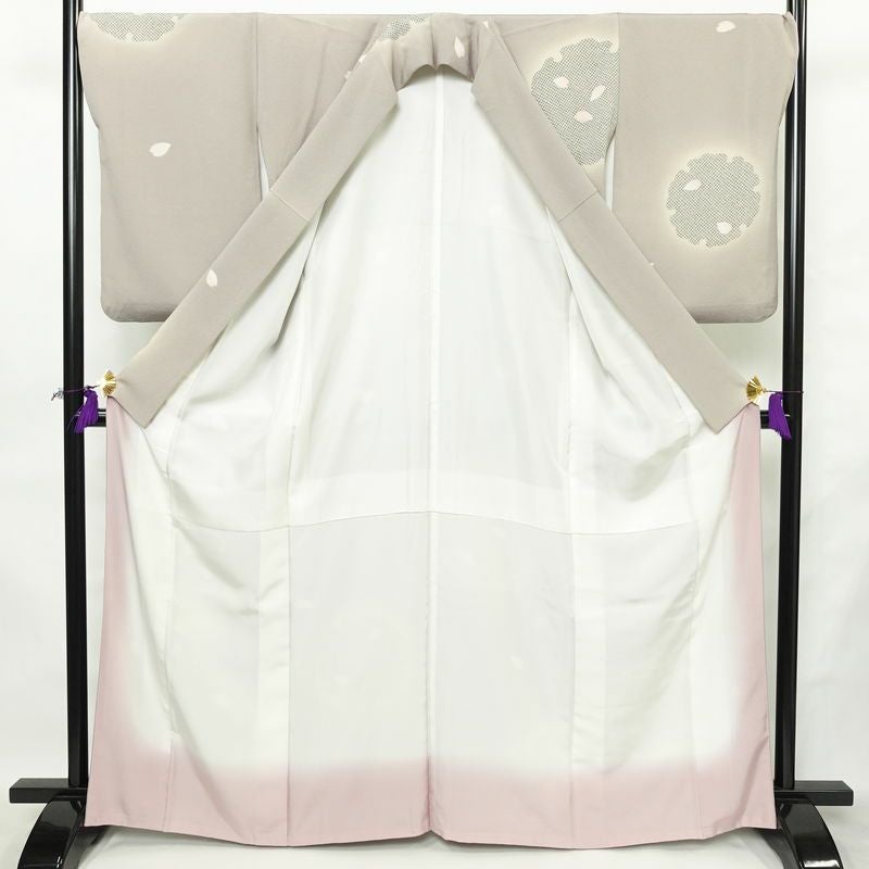 小紋 縮緬 飛び柄 正絹 古典柄 袷仕立て 身丈164.5cm 裄丈68cm リサイクル着物 雪輪 花びら 着物 くすみパープル 紫・藤色_画像3