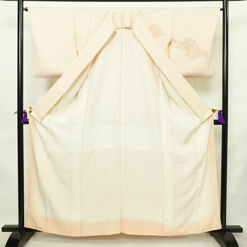 付け下げ 良品 スワトウ刺繍 正絹 花柄 袷仕立て 身丈160cm 裄丈64.5cm リサイクル着物 着物 入学式 卒業式 七五三 お宮参り フォーマル 洒落 ピンク_画像3