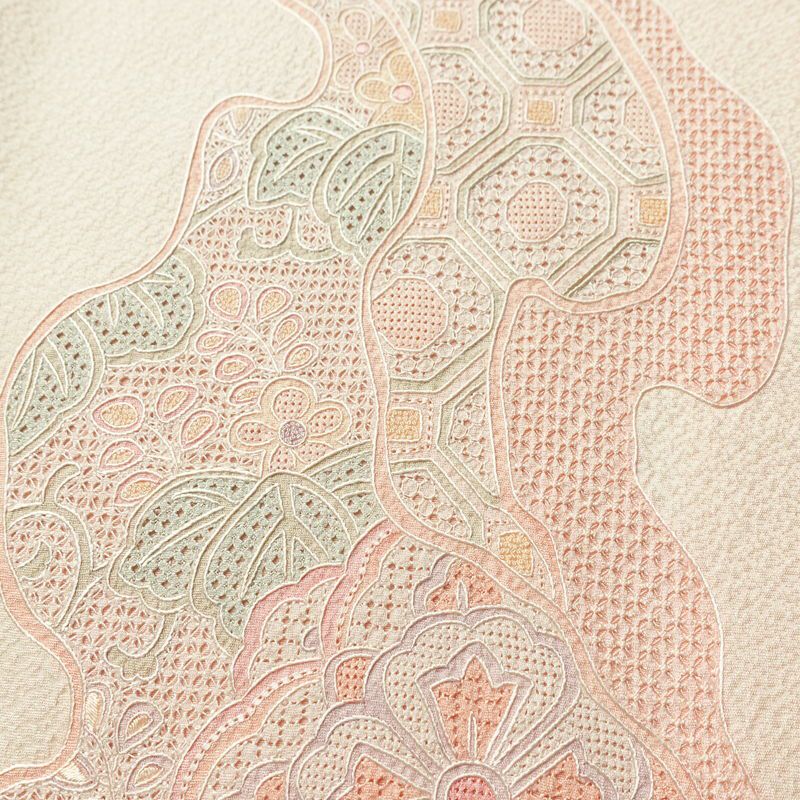 付け下げ 良品 スワトウ刺繍 正絹 花柄 袷仕立て 身丈160cm 裄丈64.5cm リサイクル着物 着物 入学式 卒業式 七五三 お宮参り フォーマル 洒落 ピンク_画像10