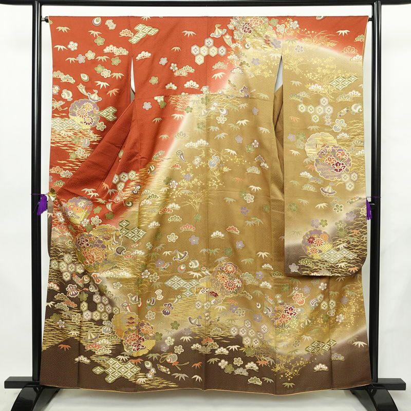 振袖 良品 金駒刺繍 正絹 古典柄 袷仕立て 身丈166.5cm 裄丈66.5cm 振袖 良品 金駒刺繍 正絹 古典柄 袷仕立て 身丈166.5cm 裄丈66.5cm