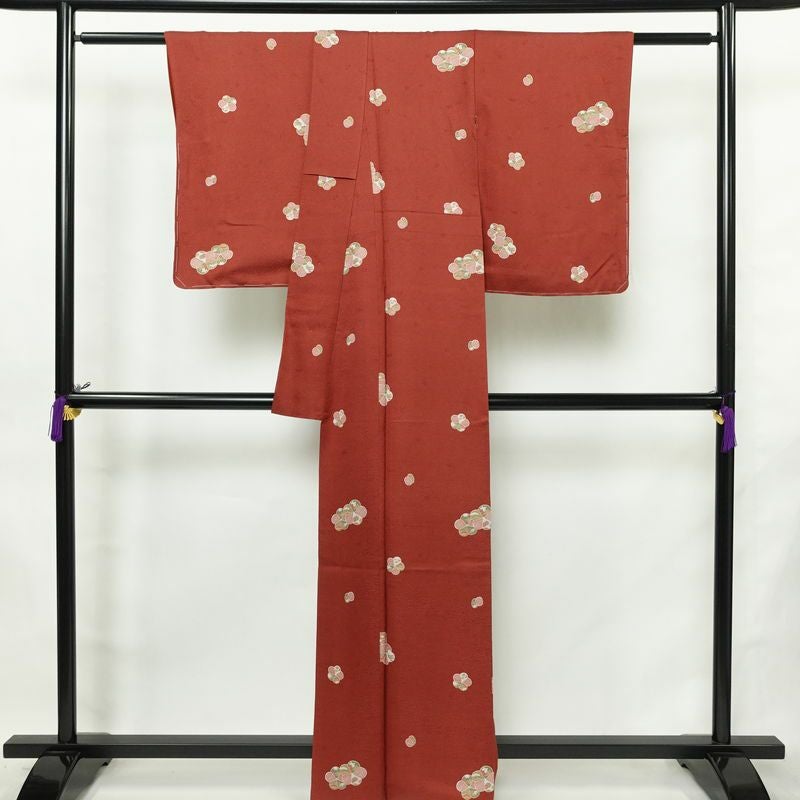 小紋 丹後ちりめん 嵯峨野 縮緬 飛び柄 正絹 花柄 袷仕立て 身丈163.5cm 裄丈65cm リサイクル着物 着物 モダン 小豆・エンジ_画像2