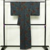 大島紬 良品 証紙なし しつけ糸付き 正絹 木の葉・植物柄 袷仕立て 身丈158.5cm 裄丈64.5cm リサイクル着物 着物 青・紺_画像2