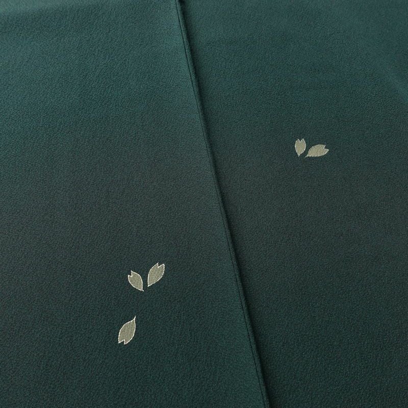 付け下げ 辻村寿三郎 ジュサブロー 美品 しつけ糸付き 縮緬 正絹 木の葉・植物柄 袷仕立て 身丈158cm 裄丈63cm リサイクル着物 着物 シンプル 緑・うぐいす色_画像8