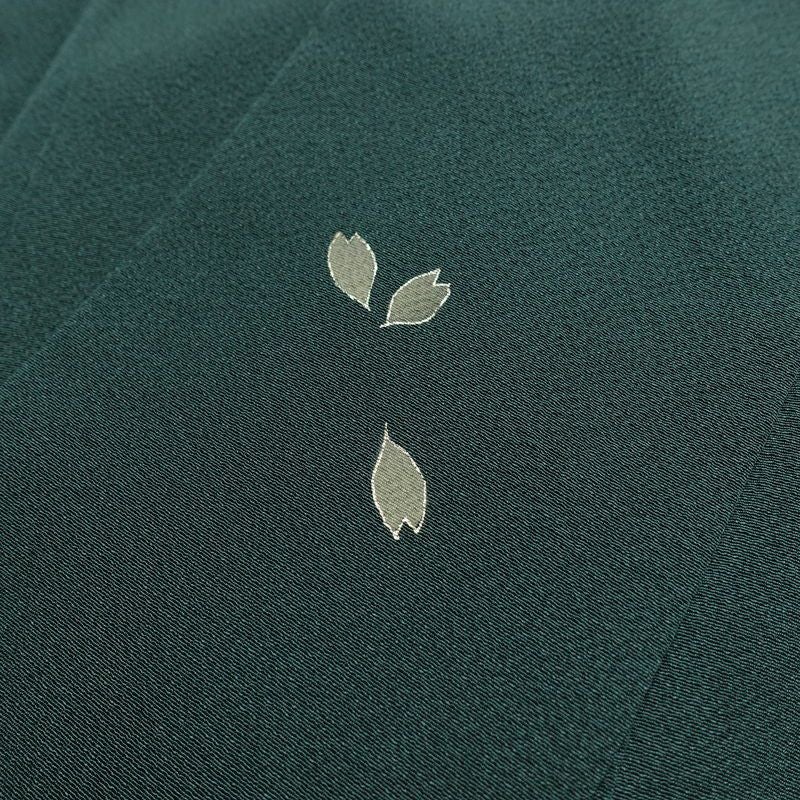 付け下げ 辻村寿三郎 ジュサブロー 美品 しつけ糸付き 縮緬 正絹 木の葉・植物柄 袷仕立て 身丈158cm 裄丈63cm リサイクル着物 着物 シンプル 緑・うぐいす色_画像18