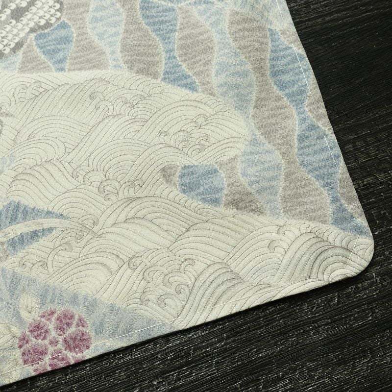 小紋 良品 しつけ糸付き 正絹 古典柄 袷仕立て 身丈162.5cm 裄丈65.5cm リサイクル着物 着物 青・紺_画像15