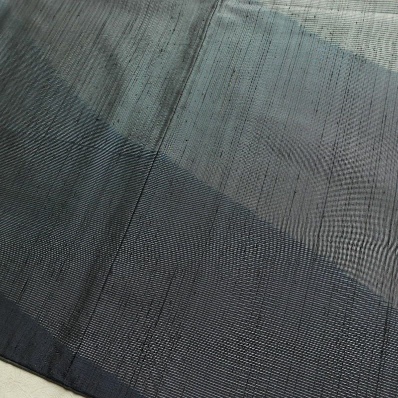 紬 付下 良品 落款入り 諏訪好風 正絹 幾何学柄・抽象柄 袷仕立て 身丈160.5cm 裄丈62.5cm リサイクル着物 着物 洒落 粋 青・紺_画像12