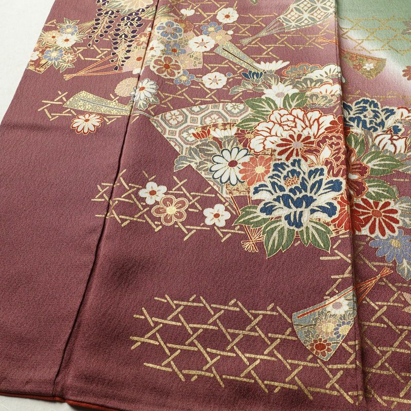 振袖 良品 正絹 古典柄 袷仕立て 身丈164.5cm 裄丈67cm リサイクル着物 着物 結婚式 成人式 二十歳 二十歳の集い フォーマル 華やか 多色使い_画像4