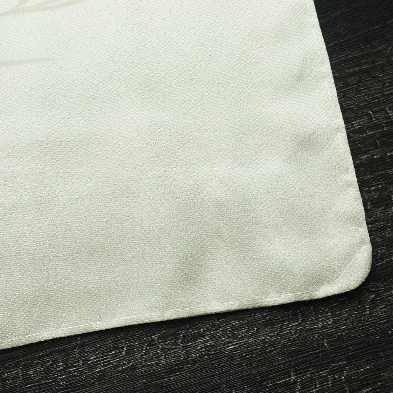 訪問着 しつけ糸付き 相良刺繍 綸子 正絹 花柄 袷仕立て 身丈164cm 裄丈65cm リサイクル着物 着物 箔 金彩 入学式 卒業式 結婚式 七五三 お宮参り フォーマル 菊 緑・うぐいす色_画像15