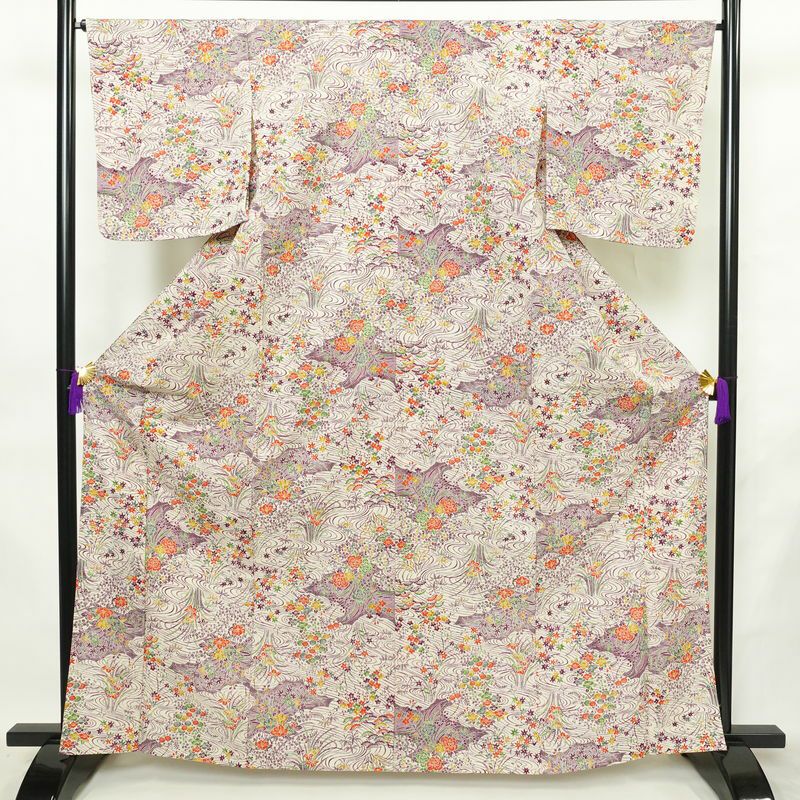 単衣 小紋 美品 しつけ糸付き バチ衿仕立て 正絹 古典柄 単衣仕立て 身丈165cm 裄丈66cm リサイクル着物 着物 多色使い_画像1