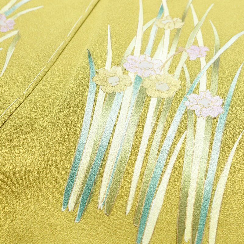 訪問着 美品 しつけ糸付き 正絹 木の葉・植物柄 袷仕立て 身丈157cm 裄丈64.5cm リサイクル着物 着物 箔 金彩 入学式 卒業式 七五三 お宮参り フォーマル 黄・黄土色_画像18