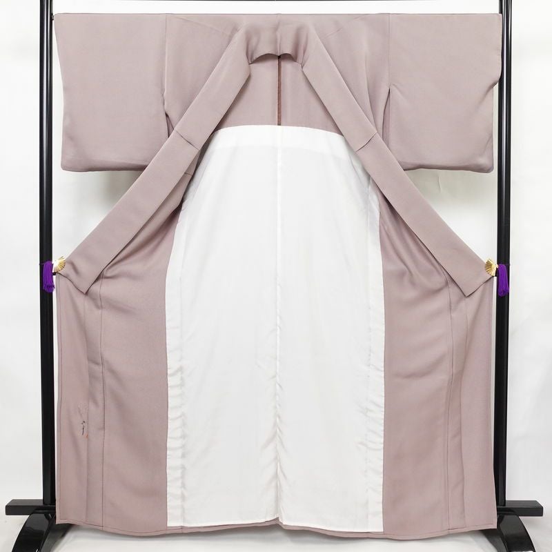 単衣 色無地 良品 落款入り 正絹 無地 単衣仕立て 身丈163.5cm 裄丈68cm リサイクル着物 着物 お茶会 フォーマル シンプル くすみパープル 紫・藤色_画像3