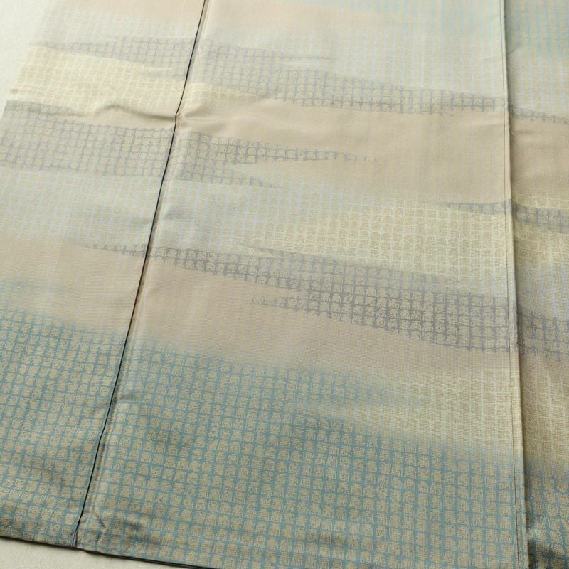 付け下げ 正絹 その他の柄 袷仕立て 身丈161cm 裄丈63.5cm リサイクル着物 着物 モダン 紬地 青・紺_画像4