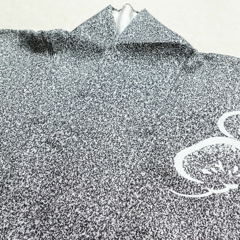 付け下げ 良品 しつけ糸付き 金駒刺繍 一つ紋付き 正絹 木の葉・植物柄 袷仕立て 身丈163.5cm 裄丈68.5cm リサイクル着物 着物 箔 共八掛 グレー_画像17