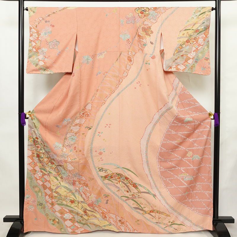 訪問着 美品 しつけ糸付き 絞り 正絹 花柄 袷仕立て 身丈167.5cm 裄丈65cm リサイクル着物 着物 刺繍 金彩 入学式 結婚式 パーティー フォーマル 絞り加工 華やか ピンク_画像1