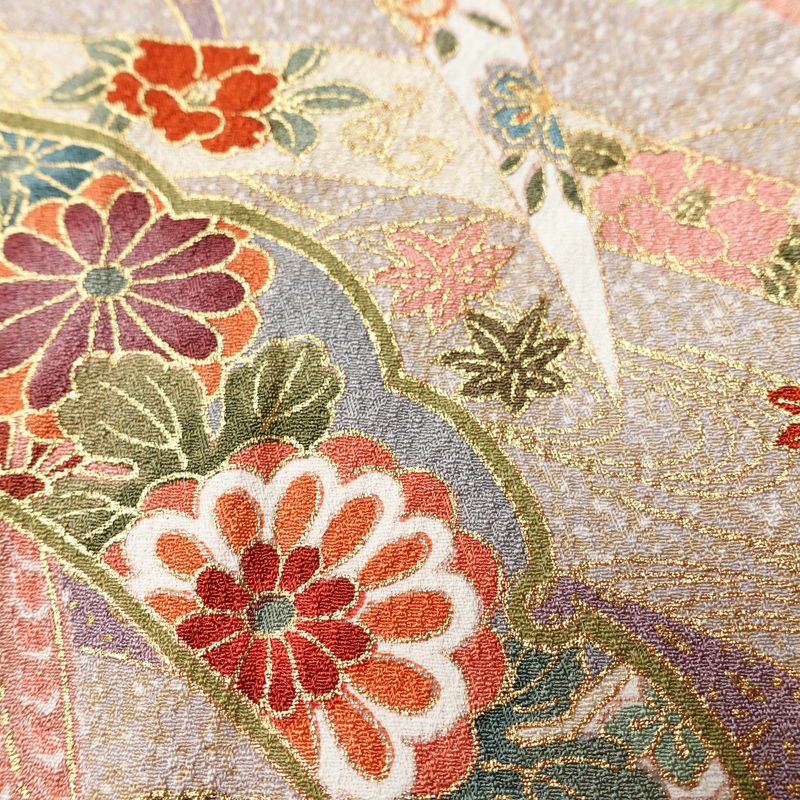 訪問着 美品 しつけ糸付き 絞り 正絹 花柄 袷仕立て 身丈167.5cm 裄丈65cm リサイクル着物 着物 刺繍 金彩 入学式 結婚式 パーティー フォーマル 絞り加工 華やか ピンク_画像10