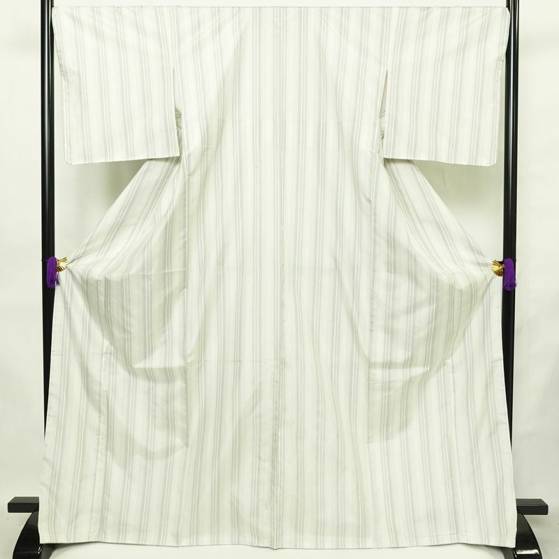 大島紬 美品 逸品 身丈164.5cm 裄丈65cm 正絹 【中古】 美品】 大島紬 身丈158.5cm 裄丈66cm M 袷 純泥染 証紙あり 蝶 墨色
