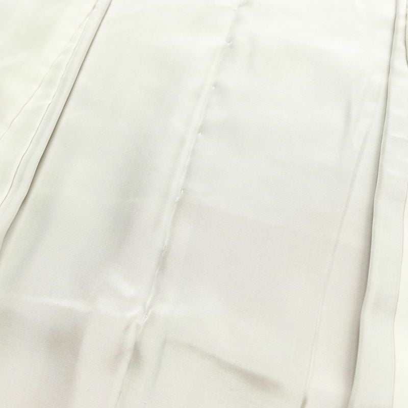 付け下げ 美品 正絹 花柄 袷仕立て 身丈157.5cm 裄丈63cm リサイクル着物 一部しつけ糸付き 着物 刺繍 箔 金彩 入学式 卒業式 七五三 お宮参り フォーマル ピンク_画像19