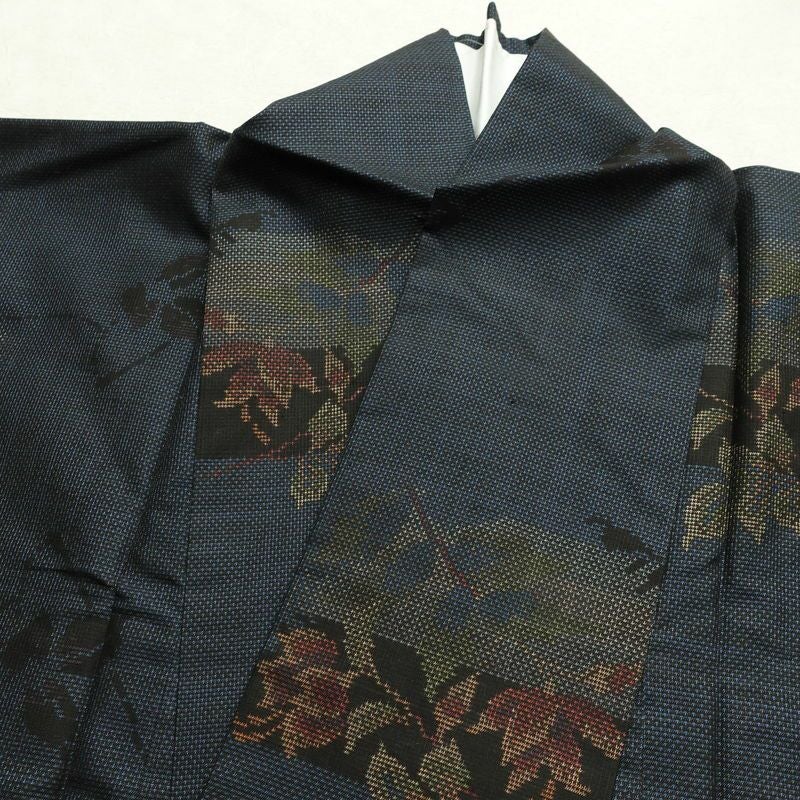 大島紬 古代染色 純泥染 良品 証紙あり しつけ糸付き 正絹 花柄 袷仕立て 身丈159cm 裄丈63cm リサイクル着物 着物 青・紺_画像16