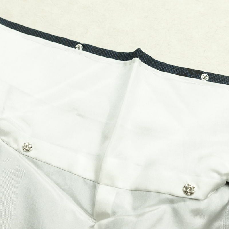 大島紬 古代染色 純泥染 良品 証紙あり しつけ糸付き 正絹 花柄 袷仕立て 身丈159cm 裄丈63cm リサイクル着物 着物 青・紺_画像18