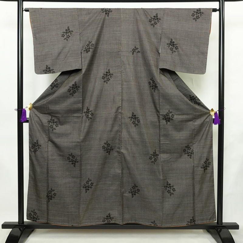 大島紬 美品 しつけ糸付き 正絹 花柄 袷仕立て 身丈159cm 裄丈63.5cm リサイクル着物 着物 未使用品 茶_画像1